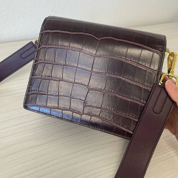 JW PEI BROWN CROC PURSE - Picture 4 of 10